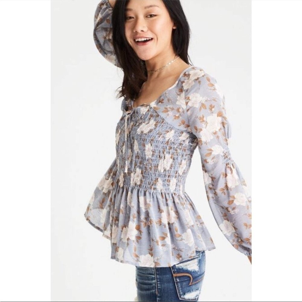 American Eagle light blue floral peplum top - Small